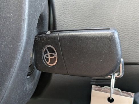 Used 2023 Toyota Corolla LE image 30