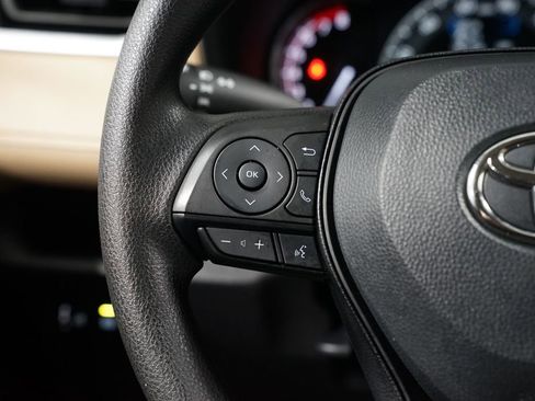 Certified 2025 Toyota RAV4 LE image 14