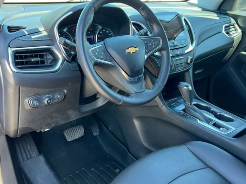 Used 2019 Chevrolet Equinox Premier AWD/4WD image 17