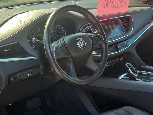 Used 2018 Buick Enclave Premium FWD image 10