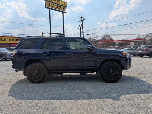 Used 2018 Toyota 4Runner TRD Off-Road Premium image 5