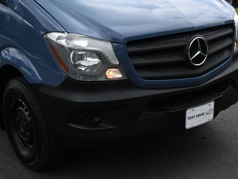 Used 2018 Mercedes-Benz Sprinter 2500 image 24