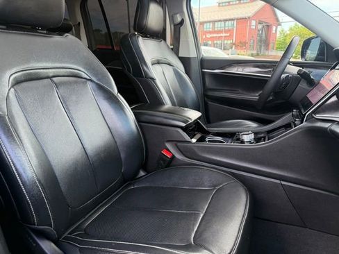 Used 2022 Jeep Grand Cherokee Limited 4xe w/ Luxury Tech Group II AWD/4WD image 28