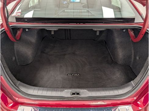 Used 2023 Nissan Altima 2.5 SV w/ SV Premium Package image 26