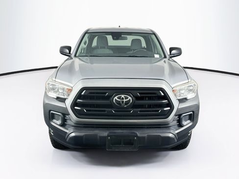 Used 2019 Toyota Tacoma SR RWD image 2