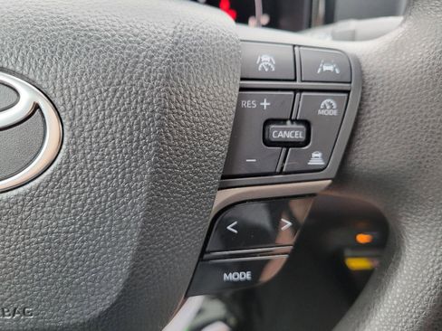 Used 2025 Toyota Camry LE FWD image 15