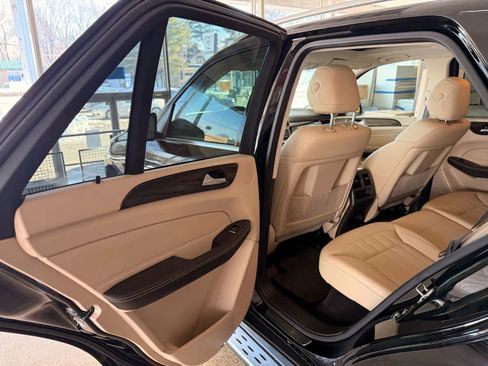 Used 2018 Mercedes-Benz GLE 350 4MATIC image 13