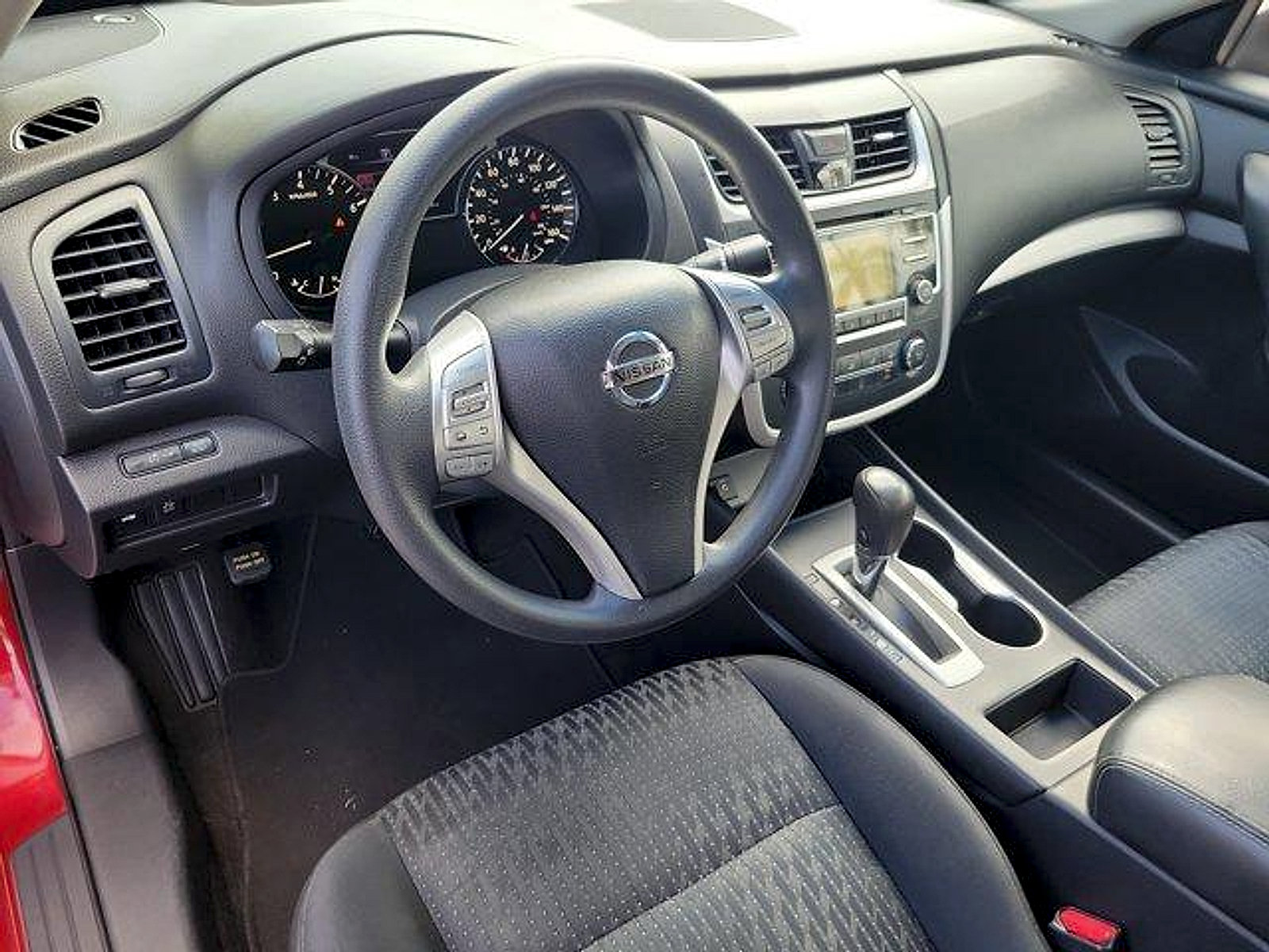 Used 2016 Nissan Altima 2.5 S w/ Power Driver Seat Package FWD image 21