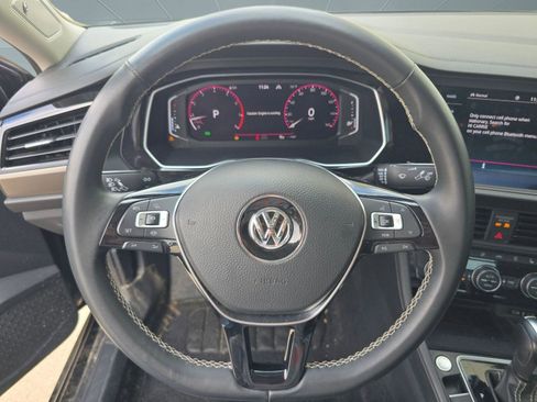 Used 2021 Volkswagen Jetta SEL Premium image 13