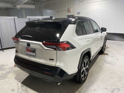 Used 2022 Toyota RAV4 XSE w/ Premium Package image 26