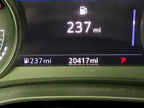 Used 2024 Cadillac XT6 Sport w/ Technology Package AWD/4WD image 16