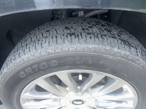 Used 2022 Cadillac Escalade Premium Luxury image 5