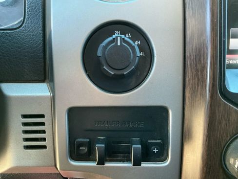 Used 2013 Ford F150 Lariat w/ Mid Equipment Group image 30