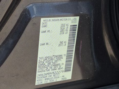 Used 2015 Nissan Altima 2.5 S w/ Special Edition Package FWD image 25