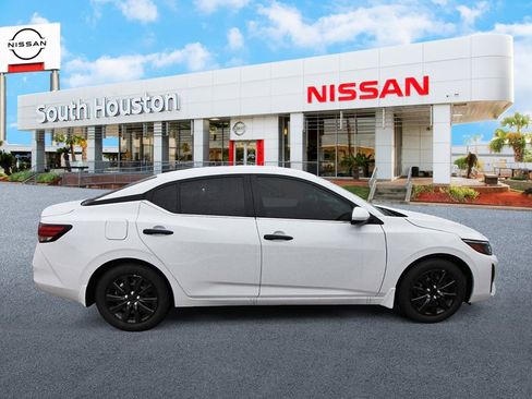 New 2025 Nissan Sentra S image 5