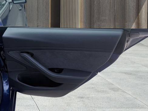 Used 2019 Tesla Model 3 Standard Range RWD image 31