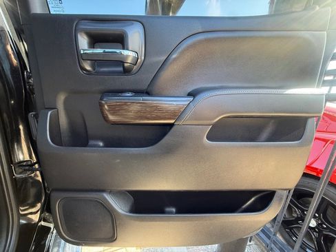 Used 2019 GMC Sierra 2500 Denali w/ Duramax Plus Package image 33