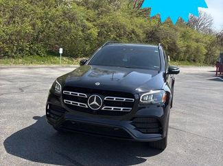 Used 2022 Mercedes-Benz GLS 450 4MATIC video 1