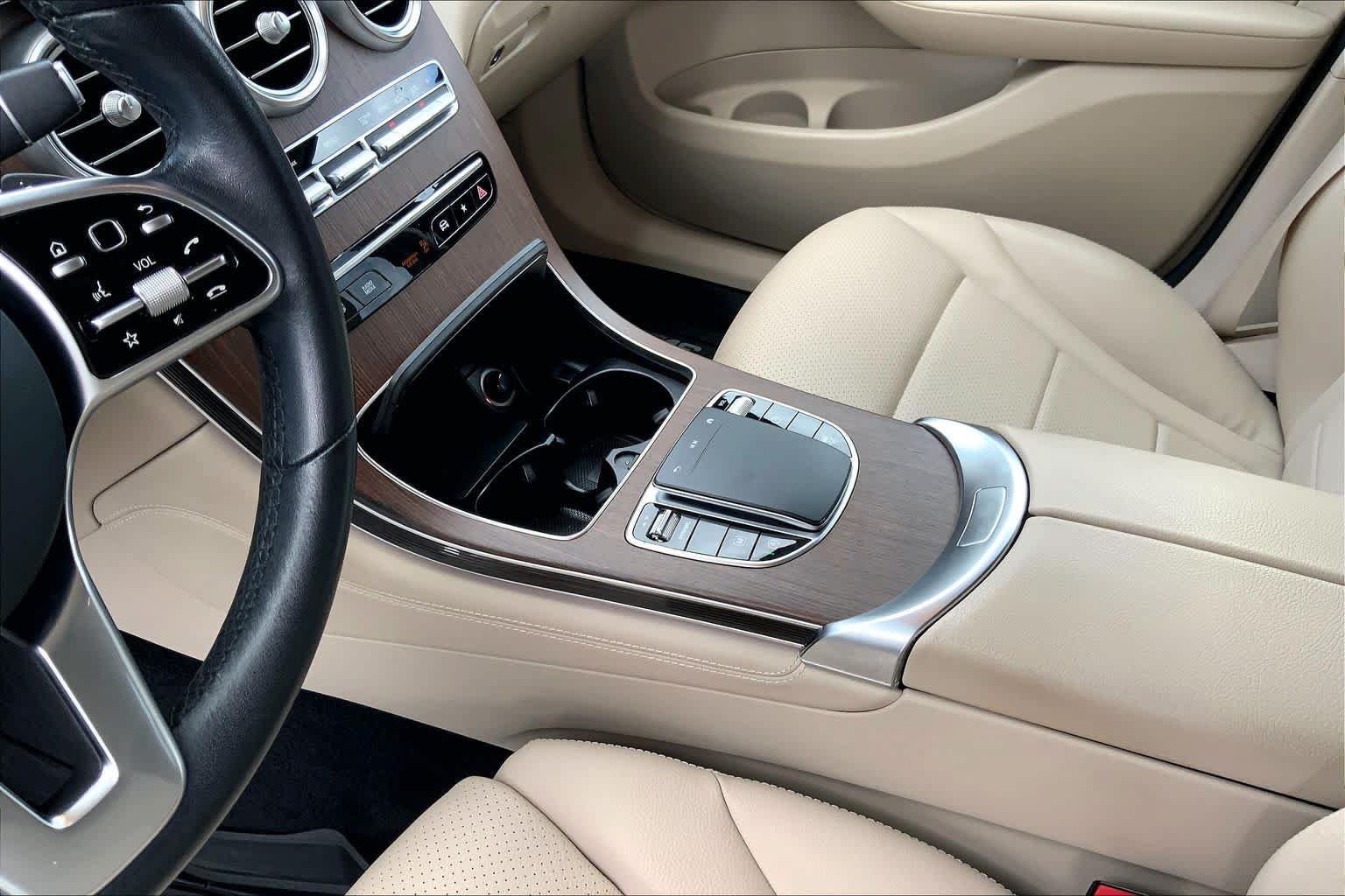 Used 2020 Mercedes-Benz GLC 300 image 16
