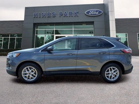 Used 2024 Ford Edge SEL w/ Convenience Package AWD/4WD image 4