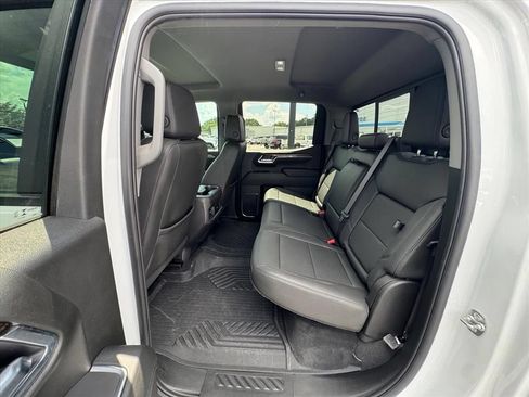 Used 2025 Chevrolet Silverado 1500 LT Trail Boss w/ Convenience Package II AWD/4WD image 12