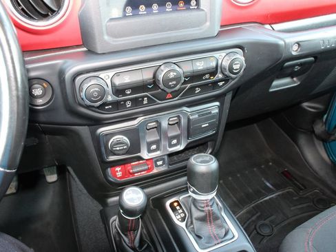 Used 2020 Jeep Wrangler Rubicon AWD/4WD image 10