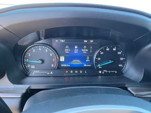 Used 2022 Ford Explorer Limited w/ Equipment Group 301A AWD/4WD image 18