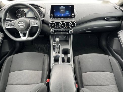 Used 2024 Nissan Sentra SV image 2