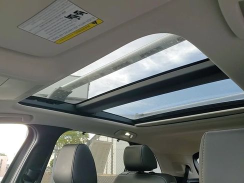 Certified 2025 MAZDA CX-90 Plug-In Hybrid w/Premium Sport image 23