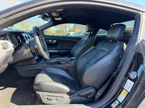 Used 2016 Ford Mustang GT Premium image 8