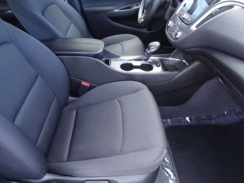 Used 2023 Chevrolet Malibu LT w/ Driver Confidence Package image 13