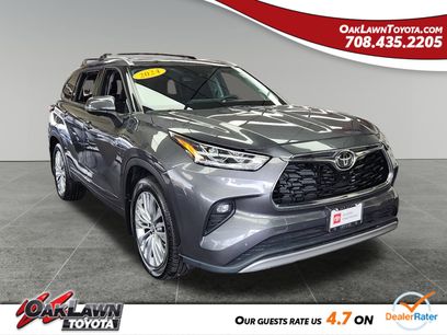 Used 2024 Toyota Highlander Platinum