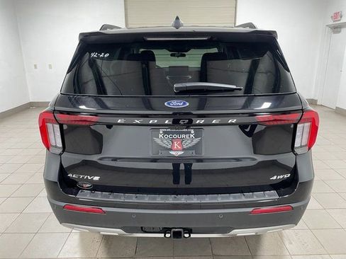 New 2026 Ford Explorer Active AWD/4WD image 5