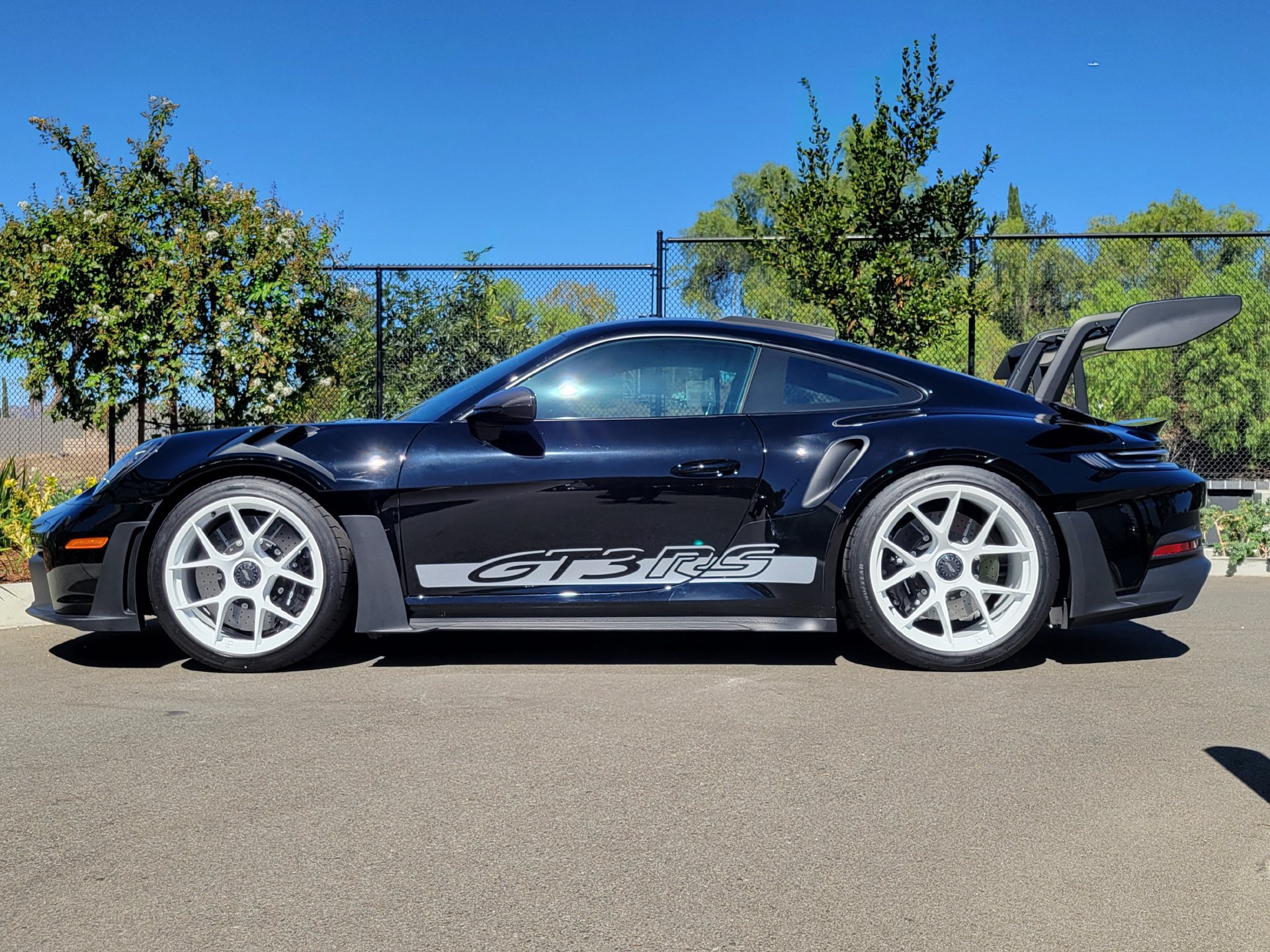Certified 2024 Porsche 911 GT3 RS RWD image 5