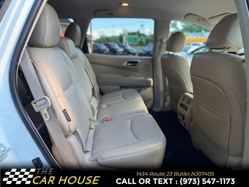 Used 2020 Nissan Pathfinder SL AWD/4WD image 20