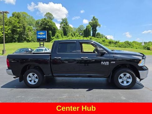 Used 2020 RAM 1500 Tradesman w/ Chrome Appearance Group AWD/4WD image 10