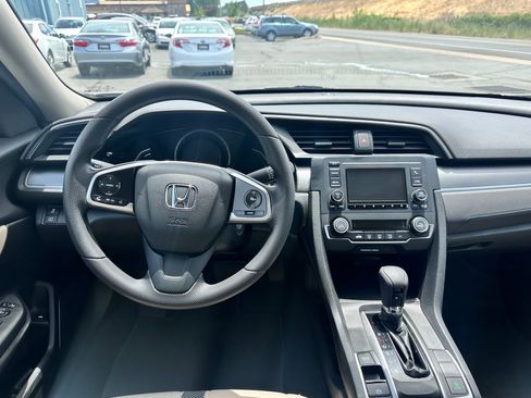 Used 2018 Honda Civic LX image 7