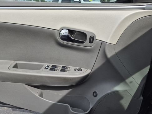 Used 2012 Chevrolet Malibu LS FWD image 16