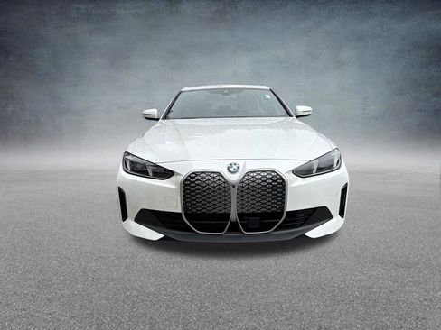 New 2026 BMW i4 xDrive40i w/ Premium Package AWD/4WD image 8