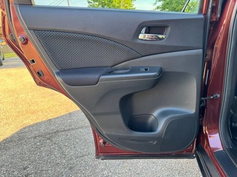 Used 2015 Honda CR-V EX image 38