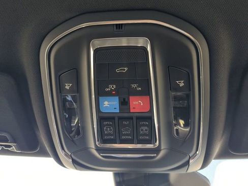 New 2026 Jeep Grand Cherokee Limited w/ Limited Altitude Package image 25