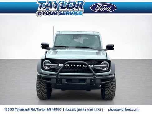 Used 2021 Ford Bronco First Edition image 2