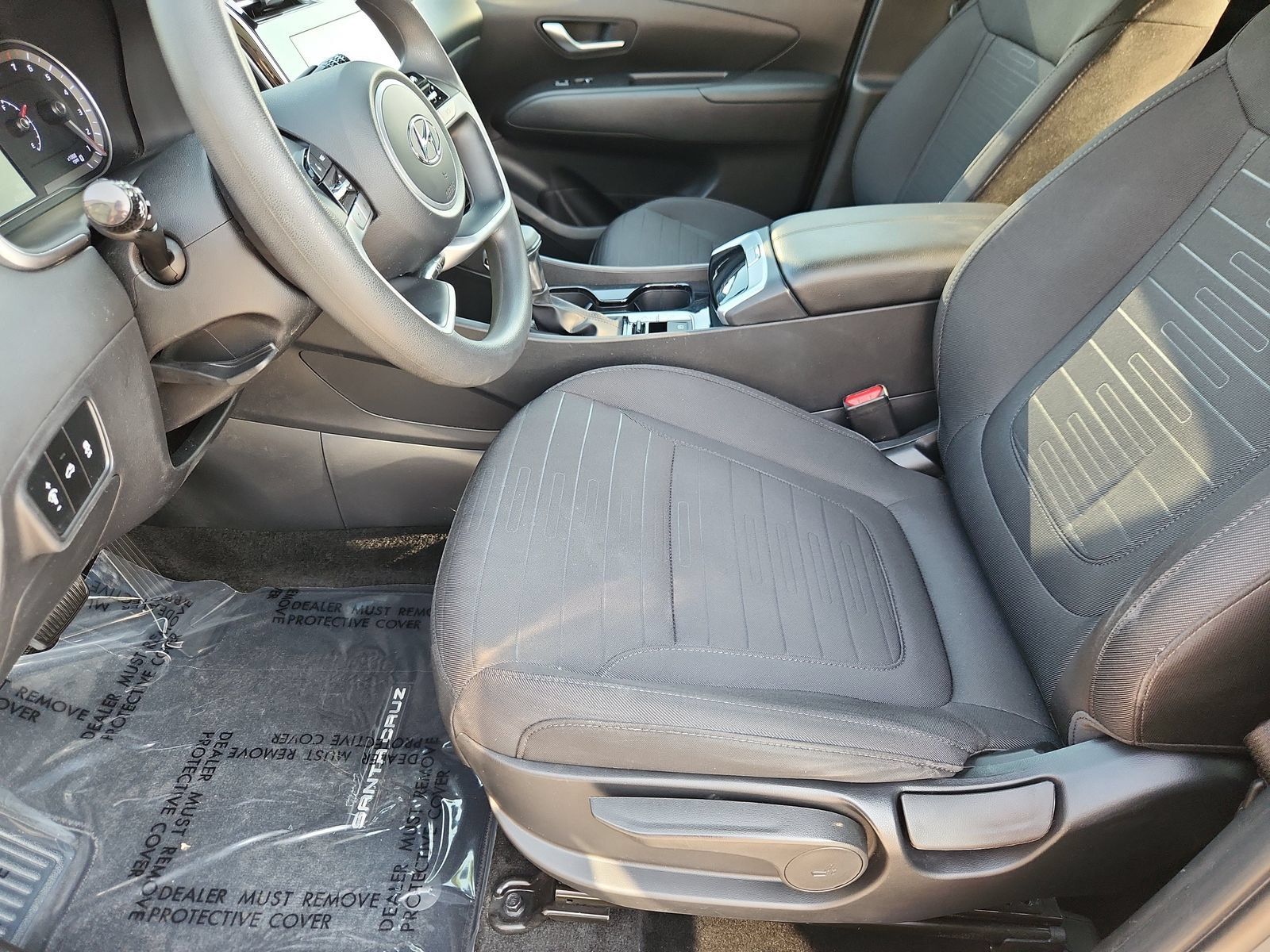 Used 2024 Hyundai Santa Cruz SE AWD/4WD image 10