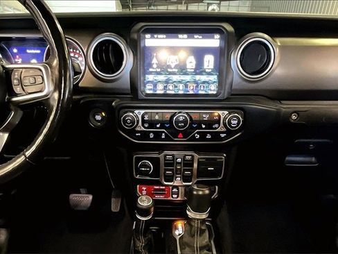 Used 2020 Jeep Gladiator Rubicon image 7