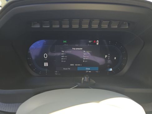 Used 2025 Volvo XC90 B6 Ultra w/ Protection Package Premier image 11