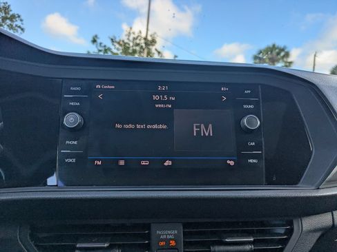 Used 2019 Volkswagen Jetta SEL FWD image 18