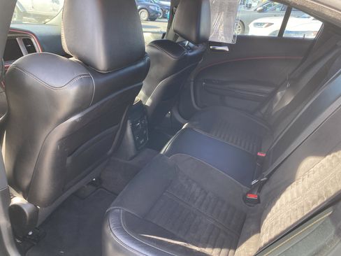 Used 2018 Dodge Charger R/T image 19