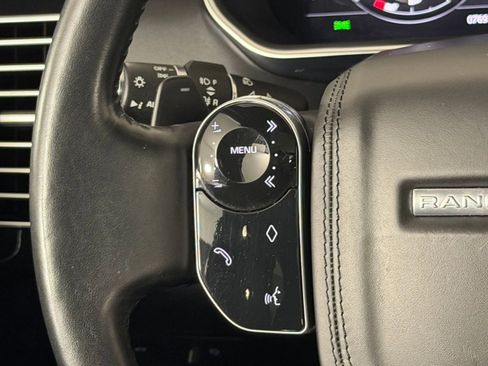 Used 2020 Land Rover Range Rover HSE image 17