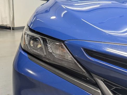 Used 2024 Toyota Camry SE image 25