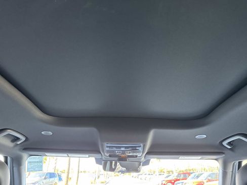 New 2026 Land Rover Defender 130 X-Dynamic SE image 17